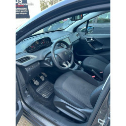 Peugeot 208 1.2 82ch