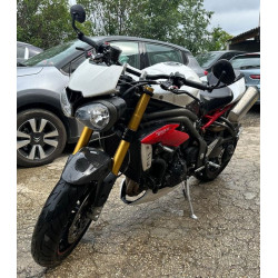 Triumph speed triple 1050 r